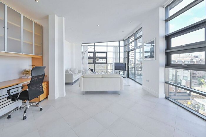 3 Bedroom Flat To Rent In Montaigne Close, Westminster, London, SW1P