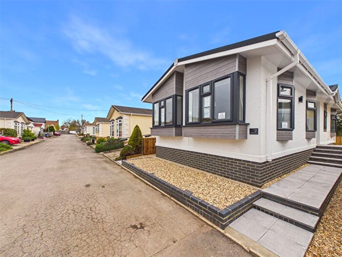 2 Bedroom Park Home For Sale In Long Furlong Park, Gotherington, Cheltenham, Gloucestershire, GL52