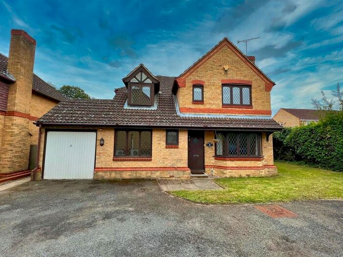 4 Bedroom Detached House To Rent In Peverel Drive, Bearsted, Maidstone, ME14