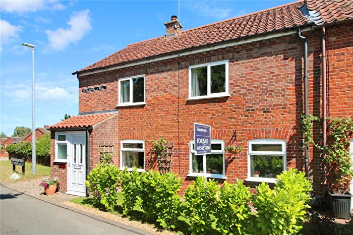 3 Bedroom End Of Terrace House For Sale In High Bungay Road, Loddon, Norwich, Norfolk, NR14