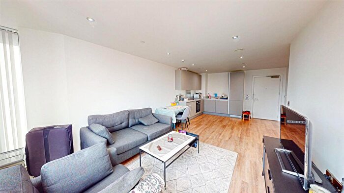 2 Bedroom Apartment For Sale In Oxygen Tower, Store Street, Manchester, M1