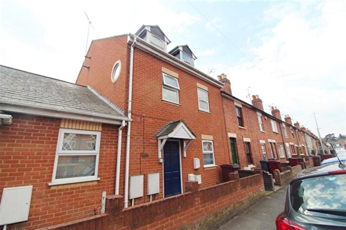 Apartment To Rent In Beaufort Court, Oxford Street, Caversham, Reading, RG4
