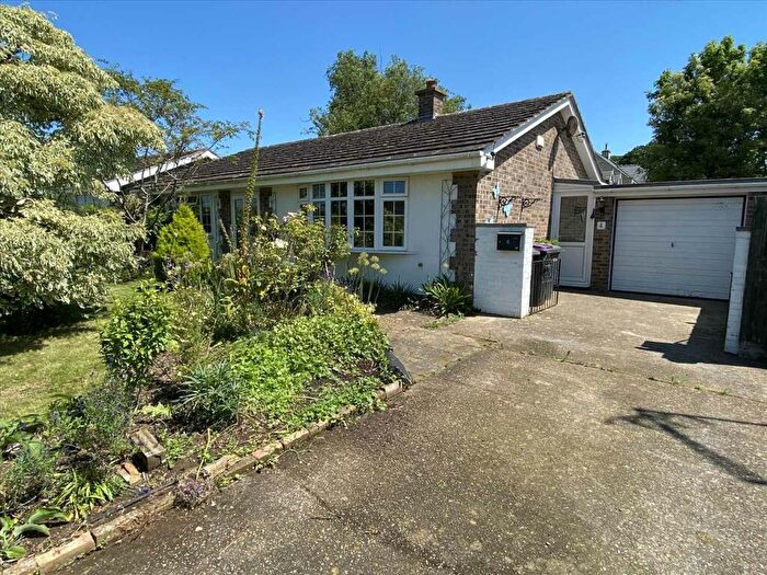 2 Bedroom Detached Bungalow For Sale In Manor Road, Quarrington, NG34