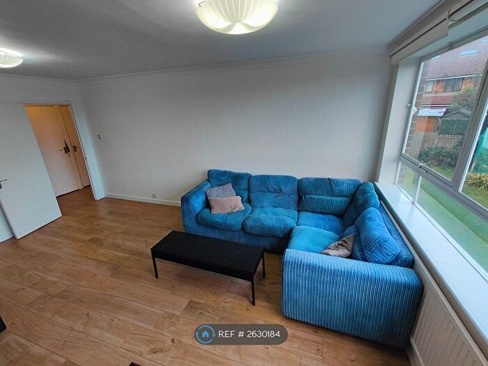 1 Bedroom Flat To Rent In Station Road, London, NW4