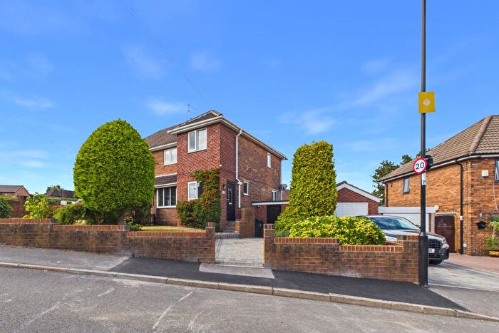 3 Bedroom Terraced House For Sale In Lathkill Close, Sheffield, South Yorkshire, S13