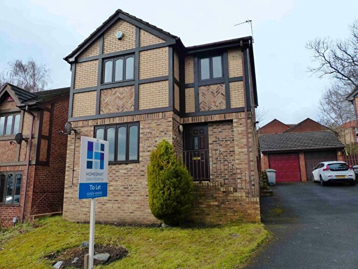 3 Bedroom Detached House To Rent In Aspen Grove, Dewsbury, Dewsbury, West Yorkshire, WF13
