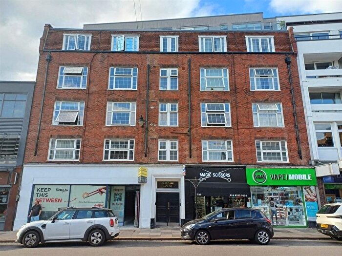 1 Bedroom Flat For Sale In High Street, Guildford, GU1