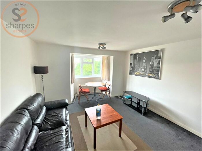 1 Bedroom Flat To Rent In Willow Court Bensham Manor Road, Thornton Heath, Surrey, CR7