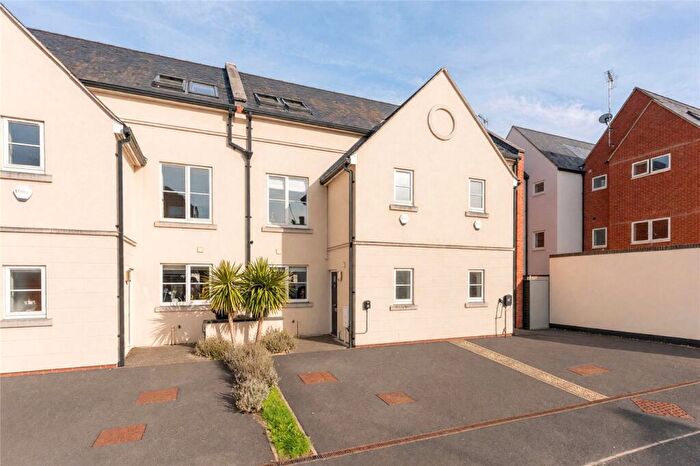 4 Bedroom Town House For Sale In Alveston Mews, Alveston Place, Leamington Spa, Warwickshire, CV32