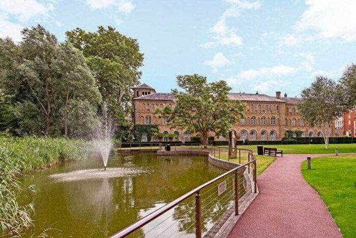 2 Bedroom Flat To Rent In Coleridge Gardens, London, SW10