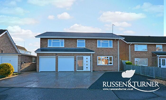 4 Bedroom Detached House For Sale In Holly Close, West Winch, King's Lynn, PE33