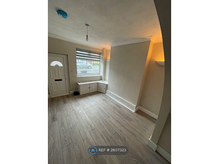 2 Bedroom Terraced House To Rent In The Common, Alfreton, DE55
