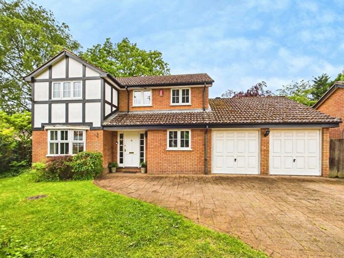 4 Bedroom Detached House For Sale In Wilderness Heights, West End, Southampton, SO18