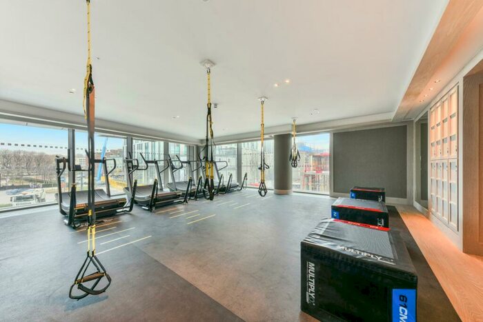 1 Bedroom Apartment For Sale In Legacy Building, Embassy Gardens, Nine Elms, SW11