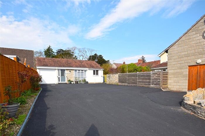 2 Bedroom Bungalow For Sale In Water Lane, Butleigh, Somerset, BA6