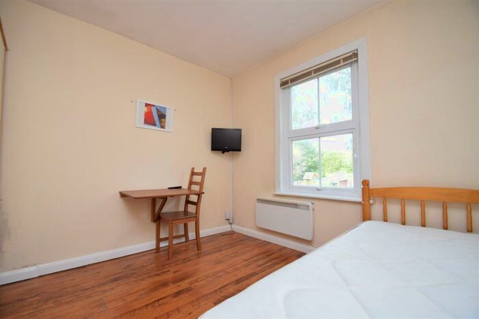 Studio To Rent In Hallowell Road, Northwood, HA6