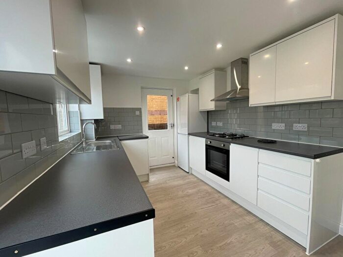 3 Bedroom Semi-Detached House To Rent In Karina Close, Chigwell, Redbridge, IG7