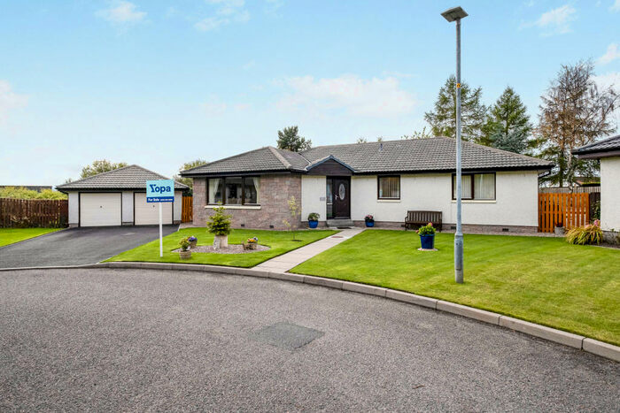 4 Bedroom Detached House For Sale In Drumsmittal Road, North Kessock, IV1