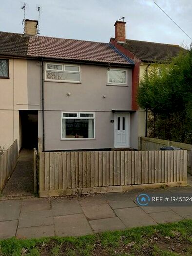 3 Bedroom Terraced House To Rent In Zetland Walk, Leicester, LE4