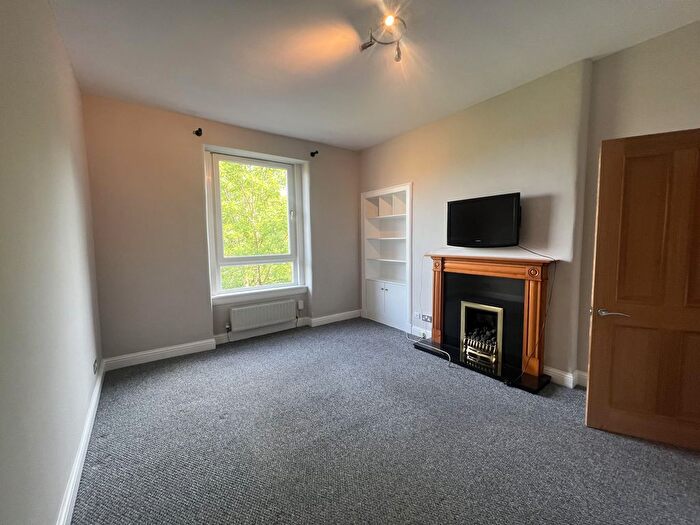 1 Bedroom Flat To Rent In Newton Street, Gorgie, Edinburgh, EH11