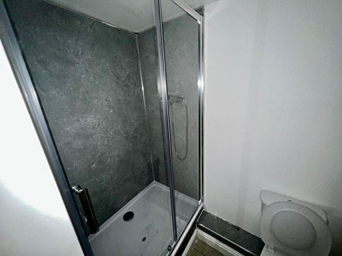 1 Bedroom Flat To Rent In Willenhall, WV13