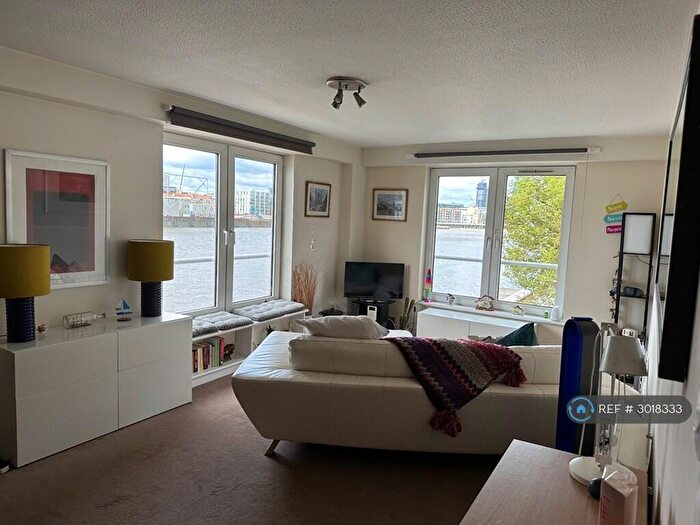 1 Bedroom Flat To Rent In Wapping High Street, London, E1W
