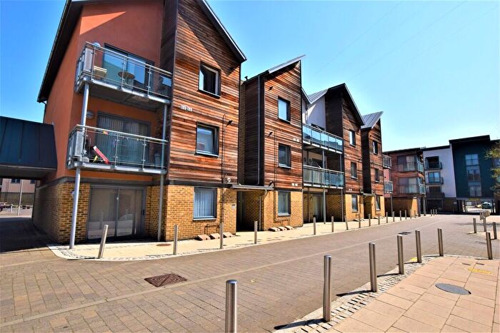 1 Bedroom Apartment To Rent In Marine House, Quayside Drive, CO2