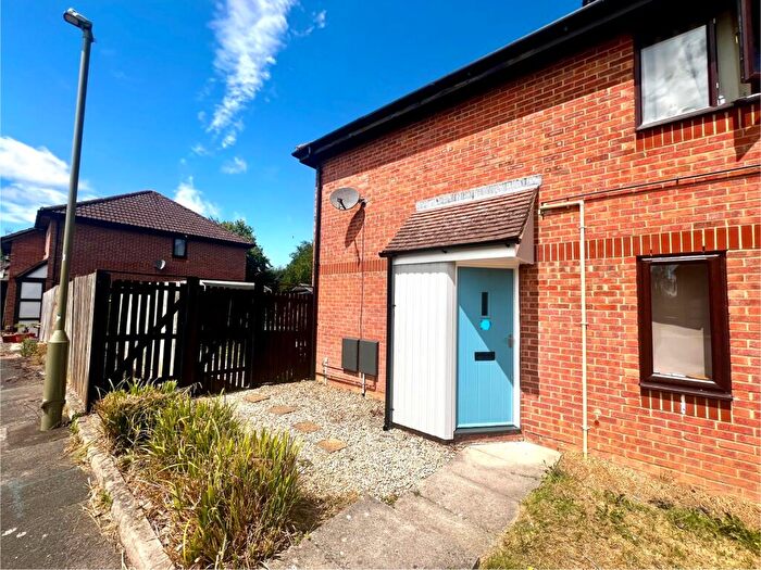 1 Bedroom House To Rent In Cullerne Close, Abingdon, OX14