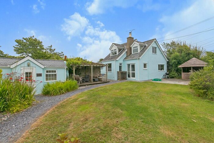 3 Bedroom Detached House For Sale In Llangwnadl, Gwynedd, LL53