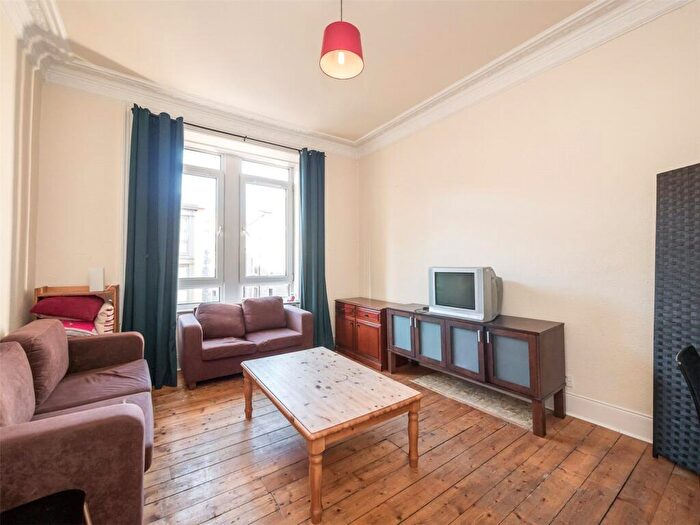 2 Bedroom Flat To Rent In Grove Street, Edinburgh, EH3