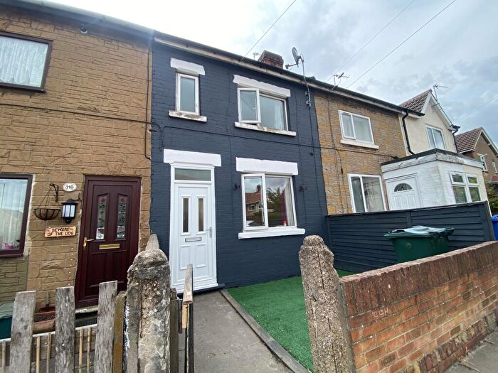 3 Bedroom House To Rent In Staveley Street, Edlington, Doncaster, DN12