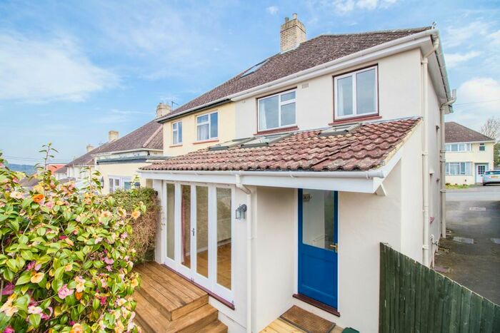 3 Bedroom Semi-Detached House To Rent In Crabtree Road, Oxford, OX2