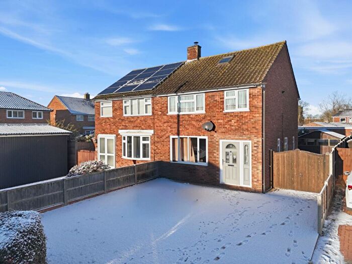 3 Bedroom Semi Detached House For Sale In Conway Close, Halstead, CO9