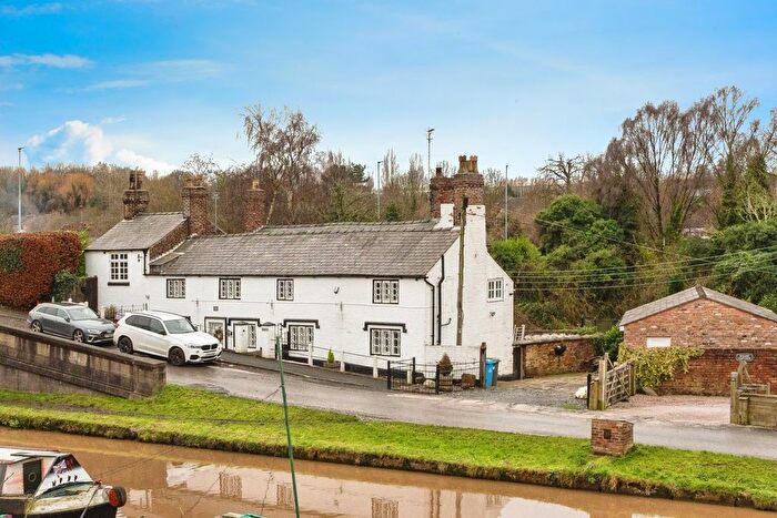 4 Bedroom Detached House For Sale In The Wharf, Preston Brook, Runcorn, WA7