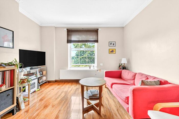 2 Bedroom Flat To Rent In Liverpool House, Liverpool Road, N7