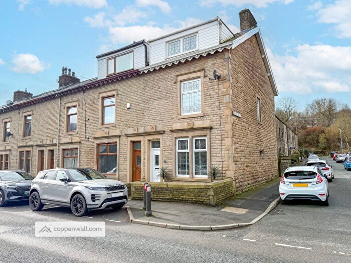 3 Bedroom End Of Terrace House For Sale In Burnley Road, Rawtenstall, Rossendale, BB4