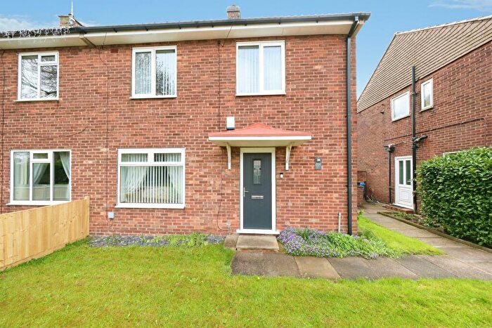 3 Bedroom Semi Detached House For Sale In Lupton Road, Sheffield, S8