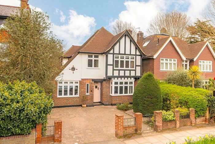 3 Bedroom Detached House For Sale In Mostyn Road, Wimbledon, SW19