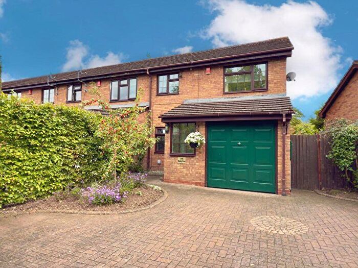 3 Bedroom End Of Terrace House For Sale In Shelley Drive, Four Oaks, Sutton Coldfield, B74