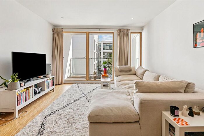 1 Bedroom Flat To Rent In Wingate Square, Clapham, SW4