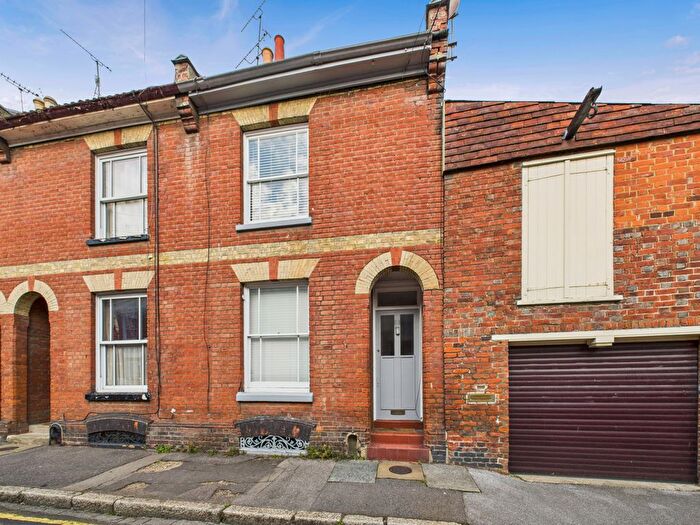 2 Bedroom Terraced House To Rent In Vernon Place, Canterbury, CT1