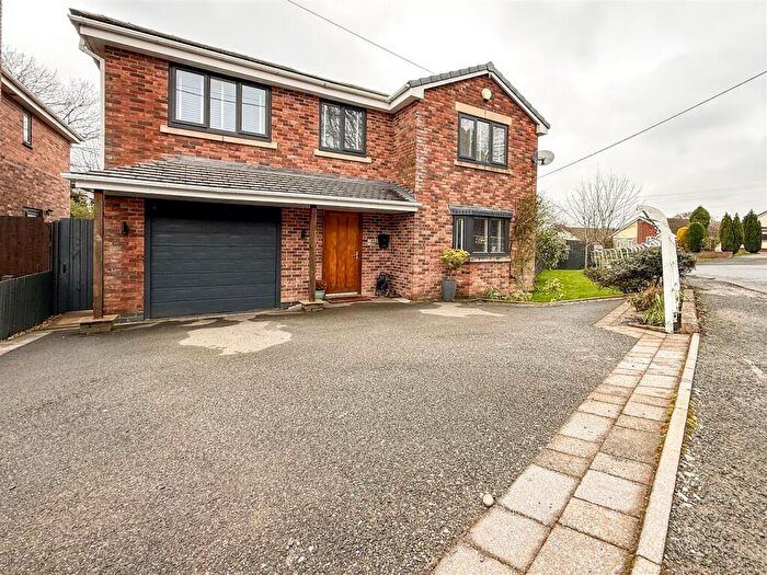 4 Bedroom Detached House For Sale In Mount Pleasant Road, Scholar Green, ST7