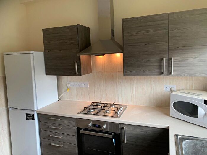 2 Bedroom Flat To Rent In Gregory Blvd, Radford, East Midlands, NG7