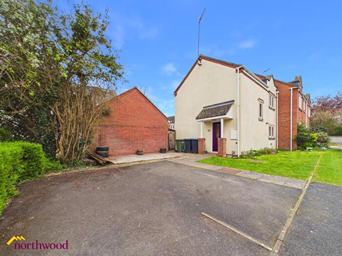 2 Bedroom End Of Terrace House For Sale In Miles Meadow, Stratford-upon-Avon, CV37