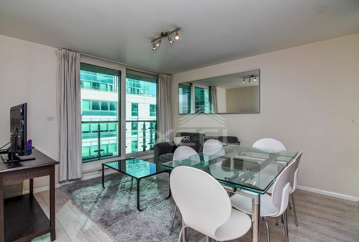2 Bedroom Flat To Rent In Hanover House, St. George Wharf, Vauxhall, SW8
