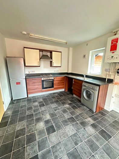 2 Bedroom Flat To Rent In Wellington Road, Eccles, M30
