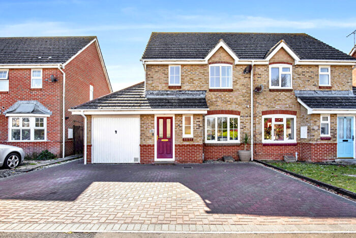 4 Bedroom Semi-Detached House For Sale In May Close, Climping, BN17