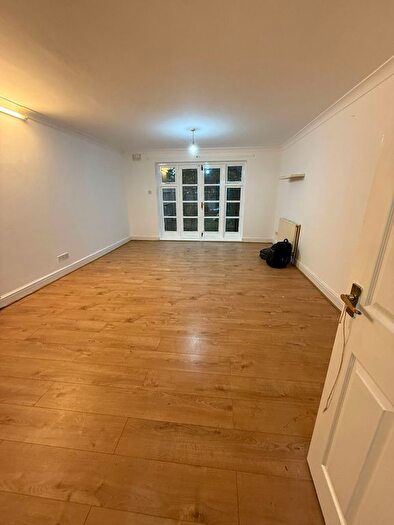 2 Bedroom Terraced House To Rent In Sandringham Gardens, Cranford, TW5