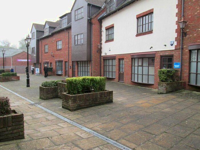 1 Bedroom Flat To Rent In Church Mews, Wisbech, PE13