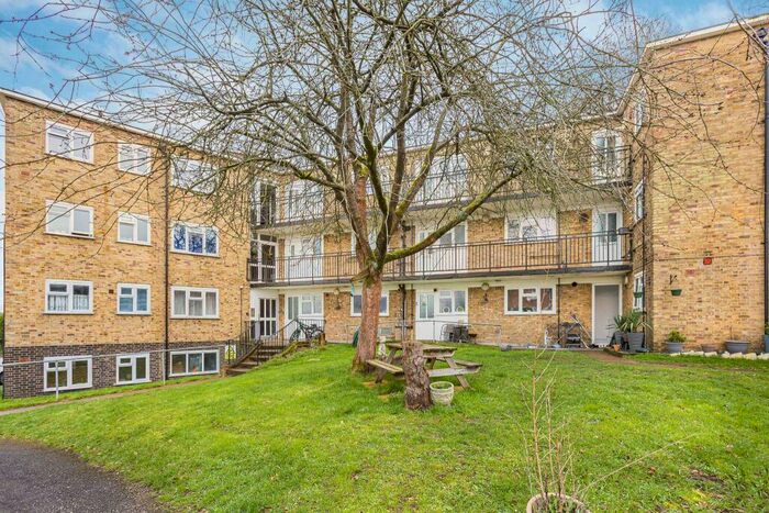2 Bedroom Apartment To Rent In Kingsdale House, Windsor Road, Welwyn, AL6
